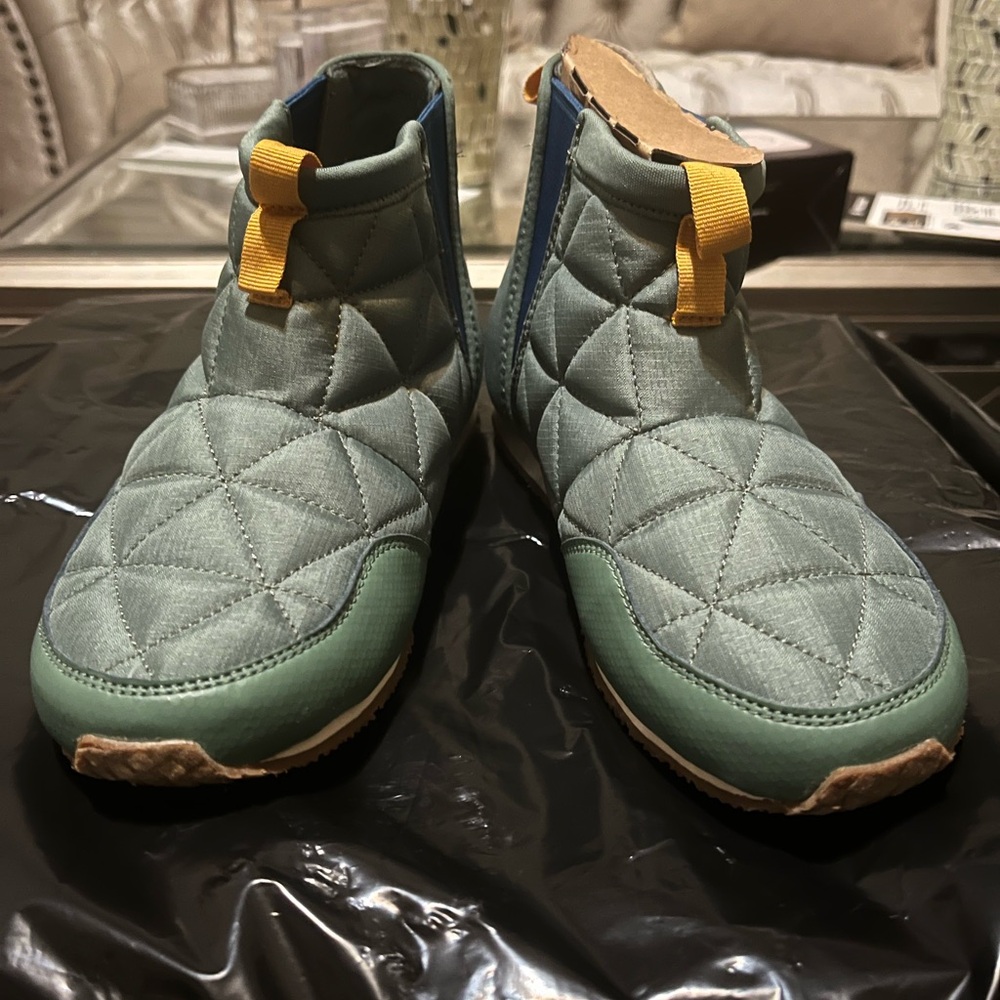 Teva - Kids Reember Mid - Balsam - 10 Quilted Ankle Boots with Yellow Accents